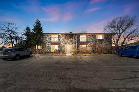 4909 Scotts #203, Wind Point, WI 53402