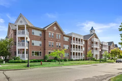 316 56th #306, Kenosha, WI 53140