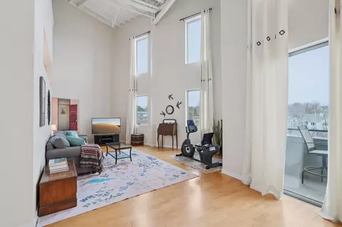 2080 N Commerce #512, Milwaukee, WI 53212