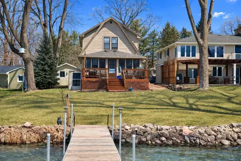 4827 Riverside, Waterford, WI 53185