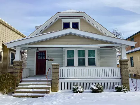 1434 N 66th, Wauwatosa, WI 53213