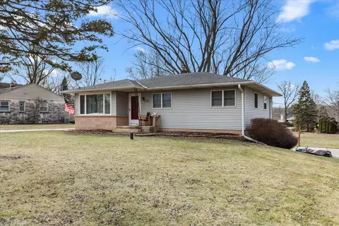 w189s7603 Circle, Muskego, WI 53150