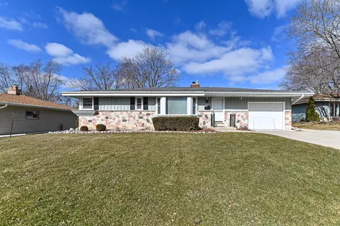 5400 Laura, Greendale, WI 53129