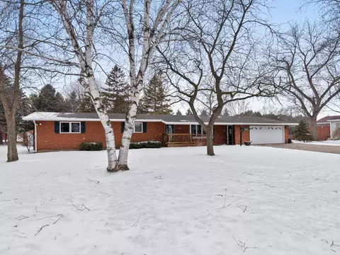 2124 S 23rd, Manitowoc, WI 54220