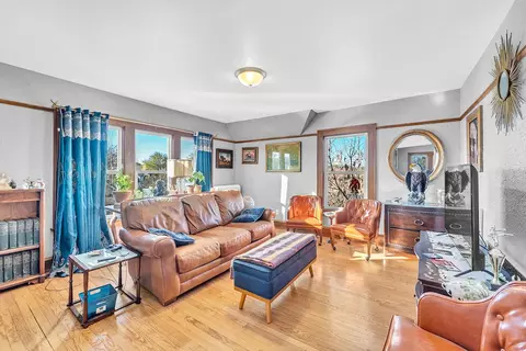 6526 W North, Wauwatosa, WI 53213
