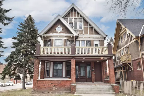 1002 S 22nd #1004, Milwaukee, WI 53204