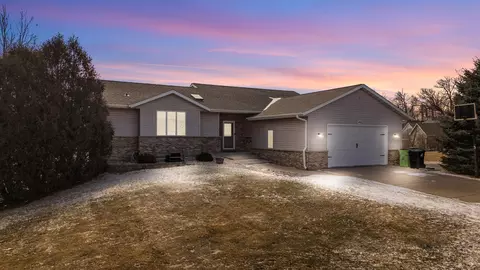 449 Gavin, Kewaskum, WI 53040