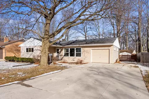 1433 N 23rd, Manitowoc, WI 54220