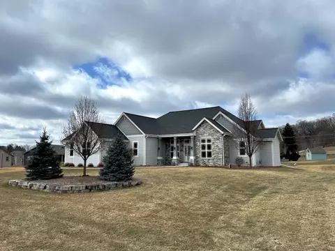 w222s4127 Timm, Waukesha, WI 53189