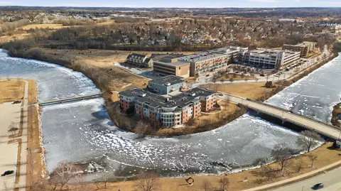 690 Rivershores #201, West Bend, WI 53090