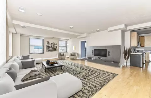 606 W Wisconsin #1702, Milwaukee, WI 53203