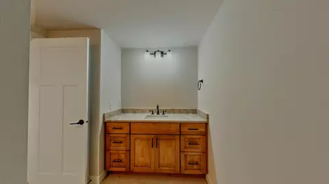 Bath - 726 E Reinel, Jefferson, WI 53549 photo 6 of 11