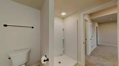 Bath - 726 E Reinel, Jefferson, WI 53549 photo 7 of 11