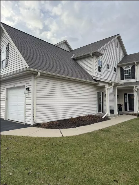 1850 Stoney #419, Slinger, WI 53086