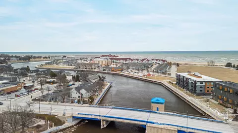 750 S Pier #3, Sheboygan, WI 53081