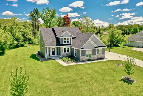 7803 Greenhaven, Waterford, WI 53185