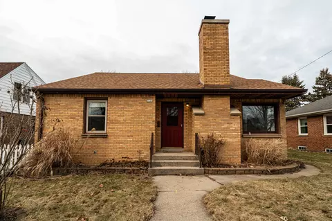 3436 E Van Norman, Cudahy, WI 53110