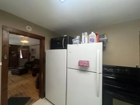 Kitchen - 2550 Columbus, Eagle River, WI 54521 photo 2 of 5