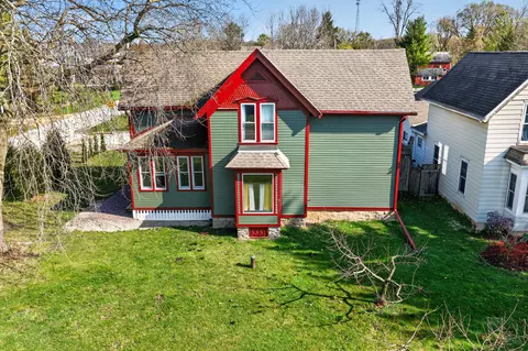 35214 Washington, Rochester, WI 53105