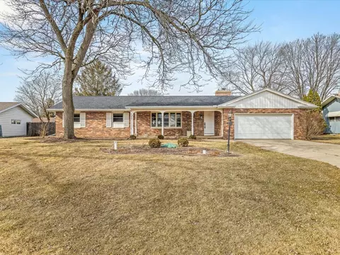 655 E Petunia, Beloit, WI 53511