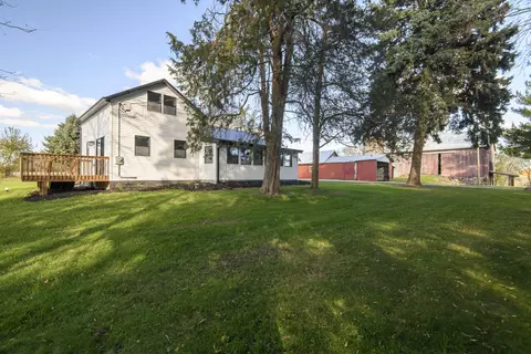 w3476 Ranch Road, Farmington, WI 53094