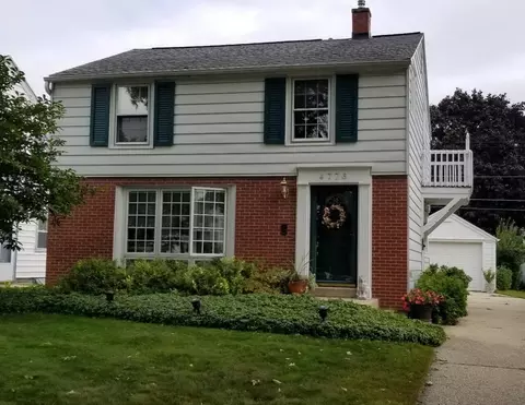 4776 N Hollywood, Whitefish Bay, WI 53211