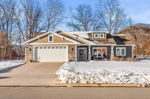 812 Bridle, La Crescent, MN 55947