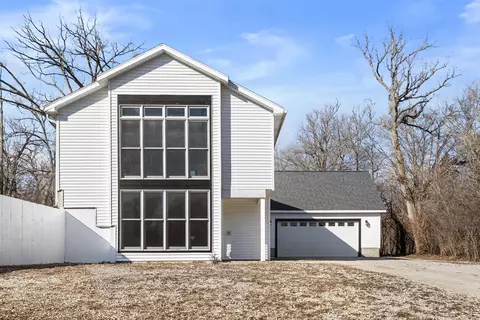 8524 Park, Burlington, WI 53105