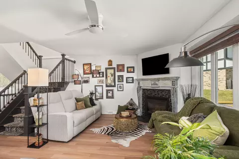 5335 S Sutton, Greenfield, WI 53221