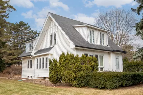 7531 N N Lk, Fox Point, WI 53217