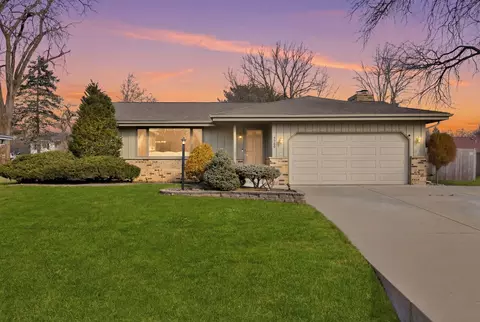 4300 Chekanoff, Mount Pleasant, WI 53403