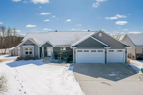 1961 W Kohl, Grand Chute, WI 54913