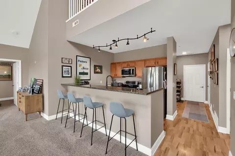 14900 W Wilbur #1208, New Berlin, WI 53151