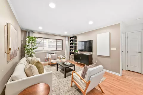 1108 N Milwaukee #332, Milwaukee, WI 53202