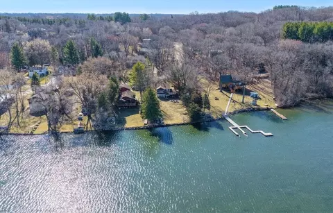 n6997 Oakwood Road, Richmond, WI 53190