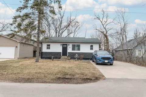 24922 67th, Paddock Lake, WI 53168