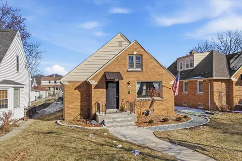 2846 N 81st, Milwaukee, WI 53222