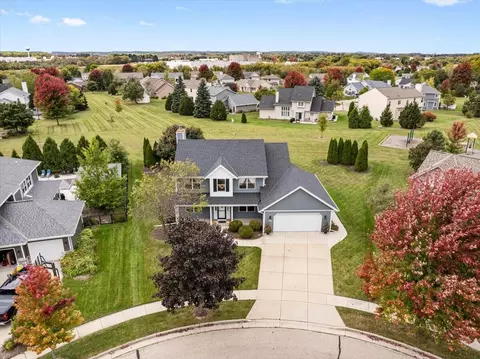w210n16521 Woodshire, Jackson, WI 53037