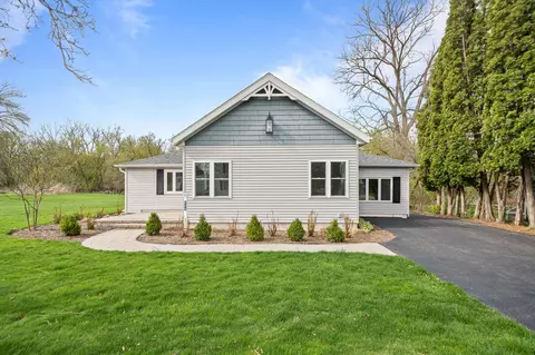 132 Fontana, Fontana, WI 53125