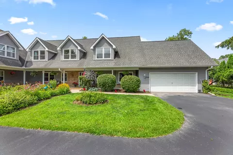 1722 Journeys, Hartland, WI 53029