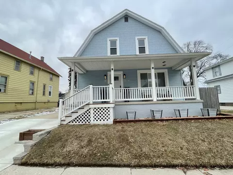1234 Bluff, Sheboygan, WI 53081