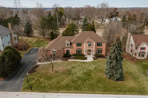 1775 Derrin, Brookfield, WI 53045