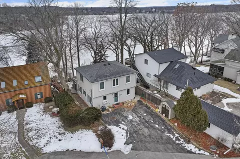 w2056 Kings Lane, East Troy, WI 53120