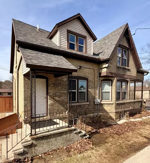2011 Madison, Manitowoc, WI 54220