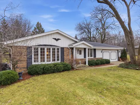 2535 S Brookside, New Berlin, WI 53151