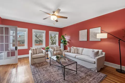 2572 N Prospect #D, Milwaukee, WI 53211