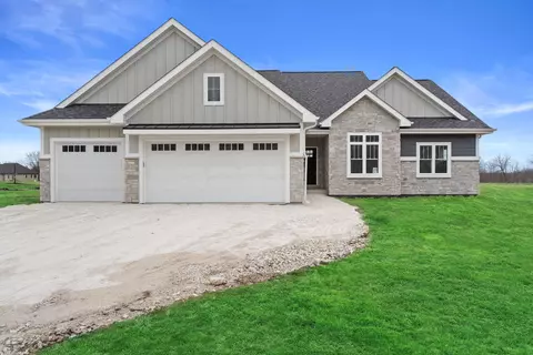 n66w20955 Sweet Clover, Menomonee Falls, WI 53051