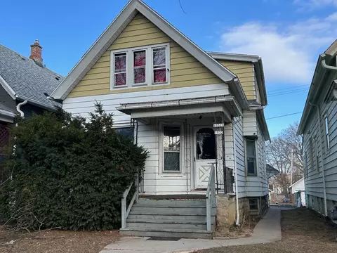 1932 S 31st #1934, Milwaukee, WI 53215