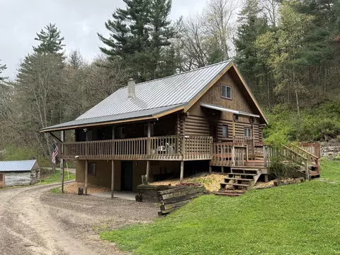 22450 Kodiak, Clifton, WI 54638