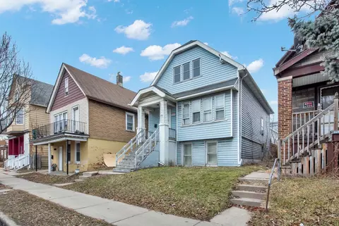 2477 S 6th #2477A, Milwaukee, WI 53215